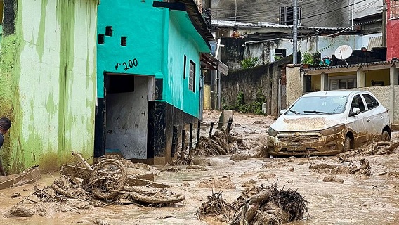 Noodweer eist levens in Brazilië