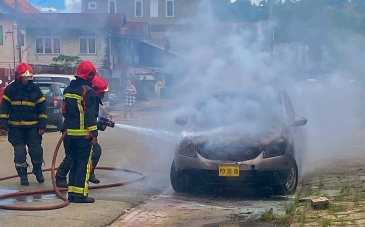Voertuig in brand gevlogen
