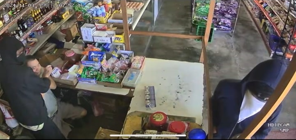 Winkelier gewurgd door rovers tijdens overval