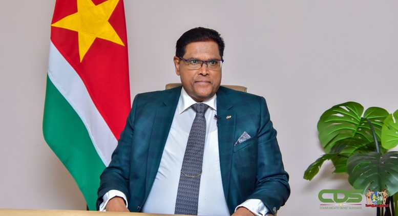 President treft voorzieningen vervolgtraject heengaan Bouterse