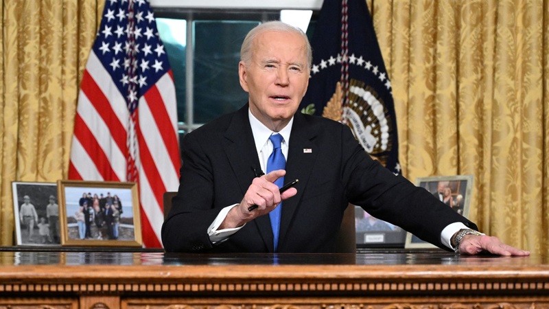 Biden bij afscheid: techmiljardairs gevaar voor democratie