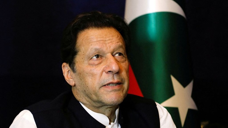 Pakistaanse oud-premier krijgt 14 jaar cel voor corruptie