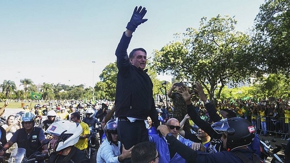 Bolsonaro voert campagne bij viering 200 jaar Brazilië 