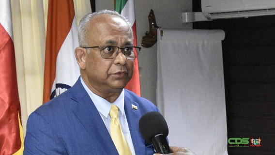 Ook presidenten China en Ghana uitgenodigd 