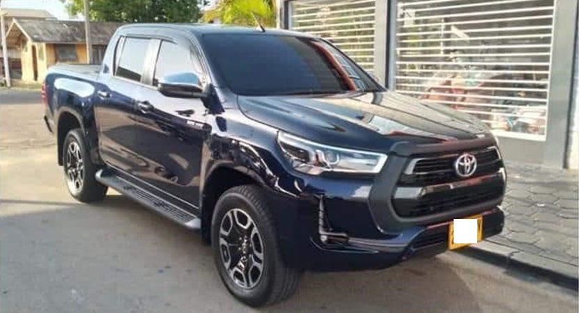 Oud-bekende aangehouden in verduistering Hilux pick-up