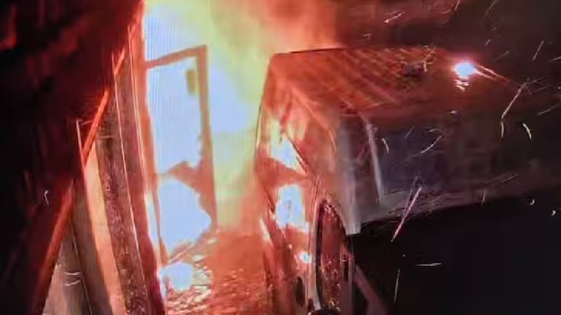 Explosie veroorzaakt brand bij ziekenhuis in Beverwijk