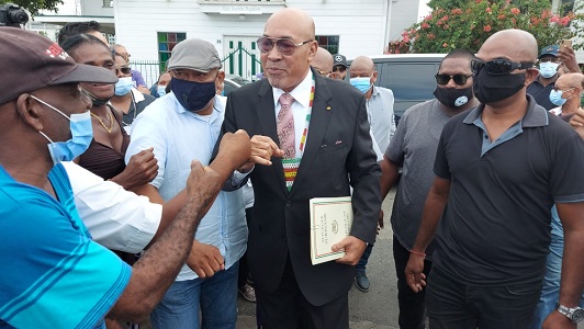 Regeringscoalitie veroordeelt uitspraken Bouterse in Ocer