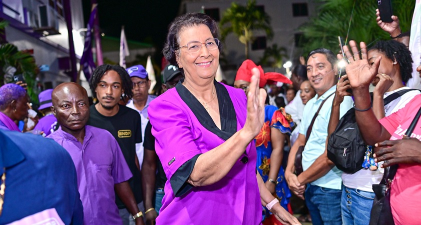 Simons officieel presidentskandidaat NDP