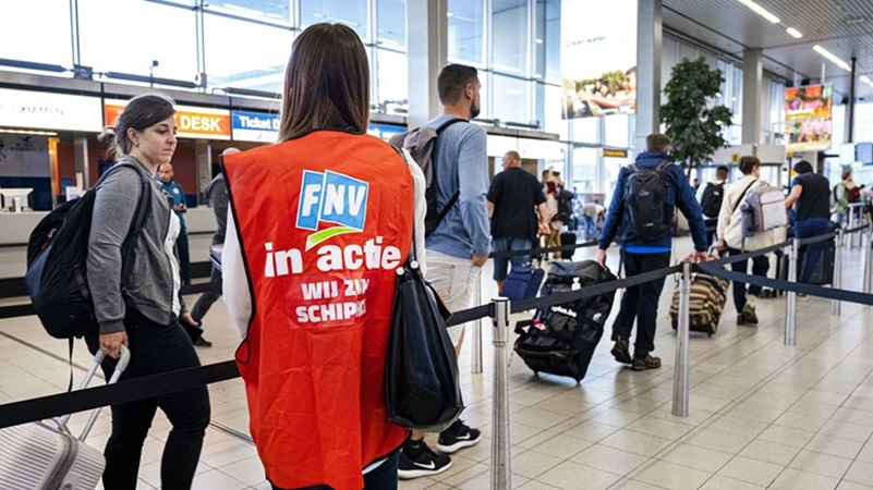 klmrechter384690210.jpg
