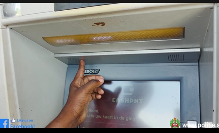 Magnetische apparatuur met camera’s aangetroffen bij pinautomaat