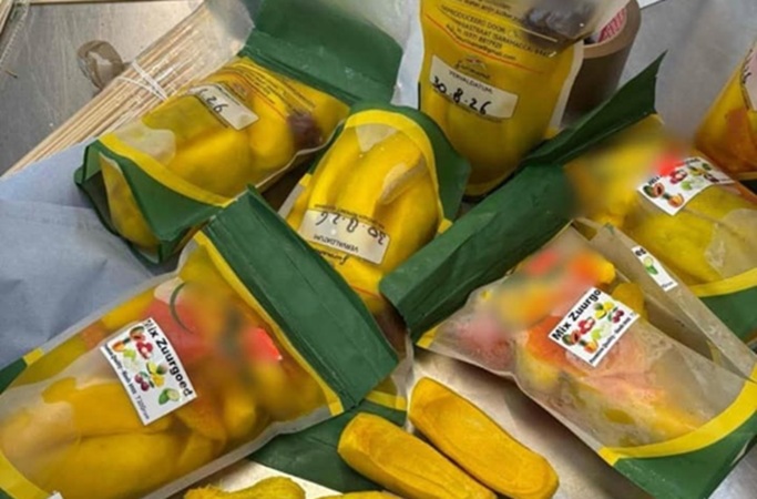 Drugs in zuurgoed uit Suriname onderschept op Schiphol